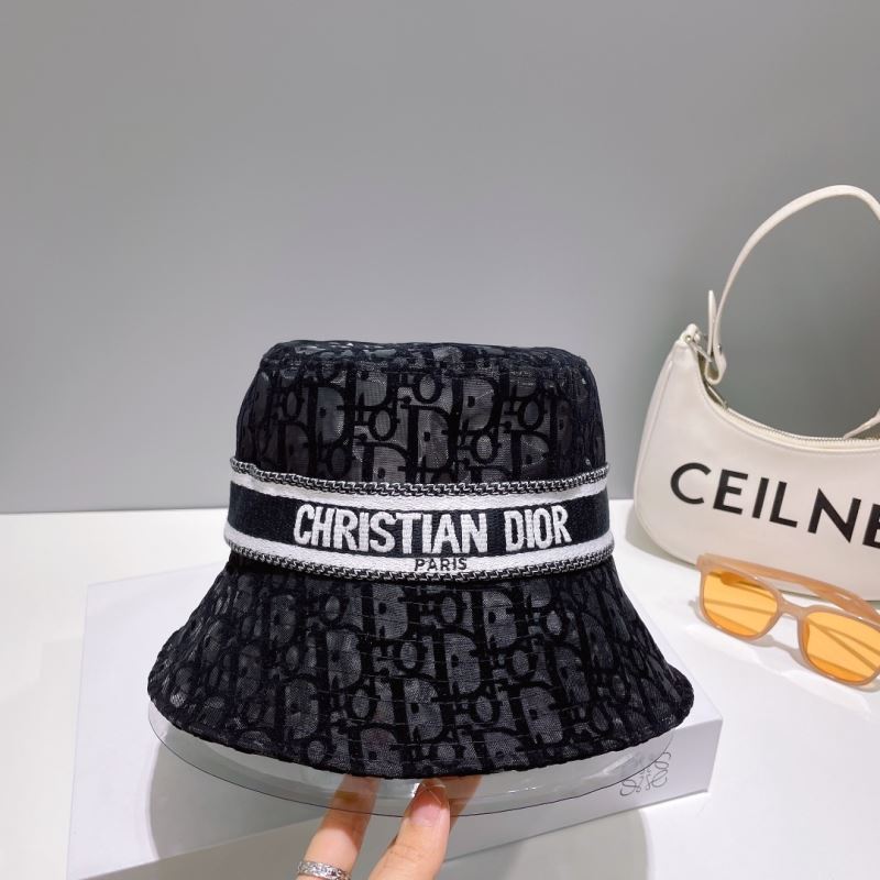 CHRISTIAN DIOR